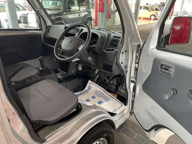 納車後は全国のTAX店で保証サービスを受けることが可能です。