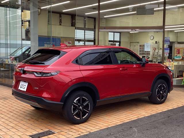 只今キャンペーン中！合言葉は「カーセンサー見たよ」で成約車にガラスコーティング施工を半額サービス！