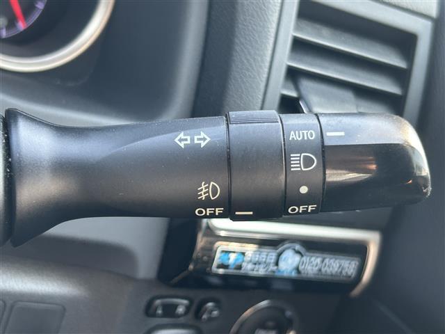 ◆オートライト【オートライトなのでライトのつけ忘れを気にすることなく運転が出来ます。】