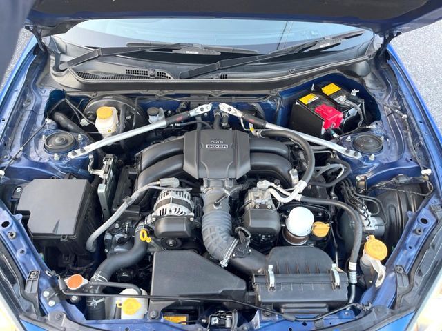 親切・丁寧な専門メカニックスタッフが応対！・車検・点検整備・事故等の修理などアフターサービスも安心。お車のカスタマイズもネクステージのサービススタッフまでご相談ください！