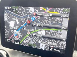 ●純正ナビ:一体感のあるナビは、高級感ある車内を演出してくれます。オーディオ機能も充実しておりますので、運転もより楽しめます♪