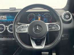 【ハンドル】『ハンドル/ステアリング』の画像になります。写真の内容に関してご不明点、ご質問等がございましたらお気軽にガリバー店舗までお問い合わせください。