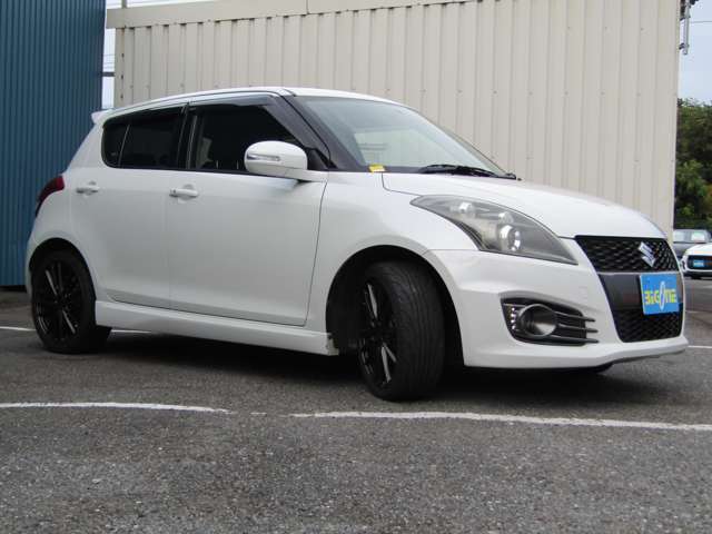 稀に、一つのお車にお客様が重なりご紹介出来ない場合、業者販売で商談中等でお車のご紹介が出来かねてしまう場合がございますので、事前のご来店予約を頂けますと幸いです。お電話は043-215-3939！