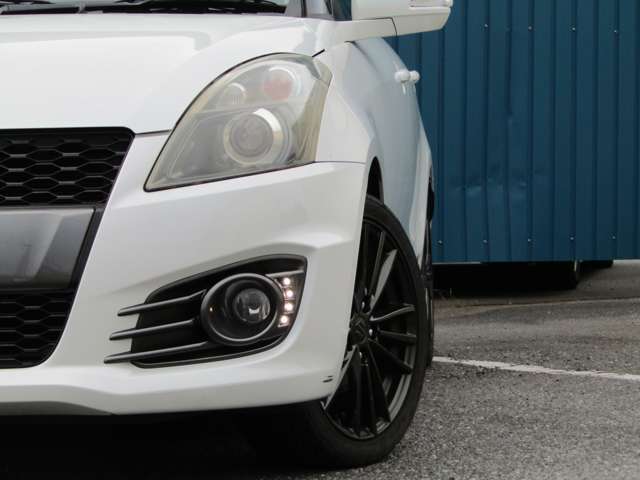 車検の有無にかかわらず、ご納車前に整備を徹底的に行わせて頂きますので、ご納車直後のマイナートラブルも滅多にございません。ディーラー直系の指定工場にて整備を行い、整備個所は記録簿を発行させて頂きます。