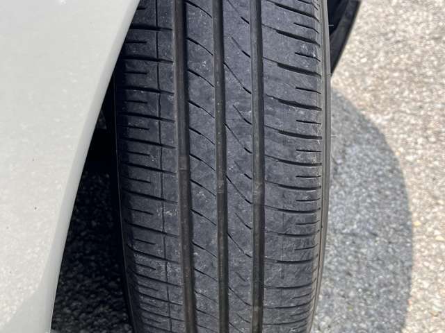 国内・海外メーカー新品タイヤへの交換も弊社マッハ車検工場にお任せください♪