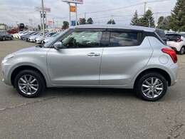 トヨタ車をメインに、人気のハイブリッド車はもちろん、軽自動車からコンパクトカー、ミニバン、SUVなど様々な車種をご用意しております！展示車価格は支払総額表示ですのでご安心ください！