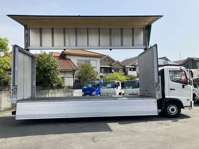 【Gライオントラック大阪営業所TEL：072-489-5465】