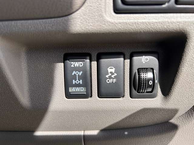 各種安全サポート装置搭載！詳しくはスタッフまでお問合せください！