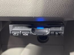 【ETC】高速道路の料金所をストレスなく通過！話題のスポットやサービスエリアに多い「スマートIC」利用時は必須のアイテムです。当店でセットアップを実施、ご納車当日からすぐにご利用いただけます！