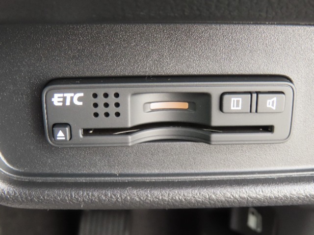 【ETC車載器装備済み】ご使用いただくには別途セットアップ費用がかかります。ご用命の際はお申し付けください。