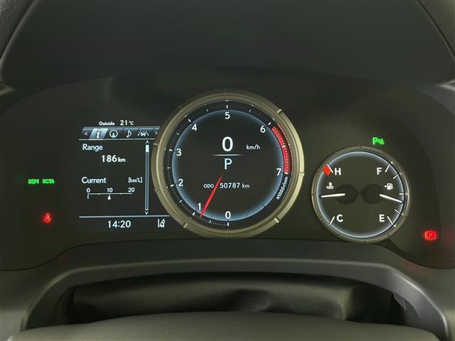 【スピードメーター】メーターがシンプルで見やすく運転しやすいですね！