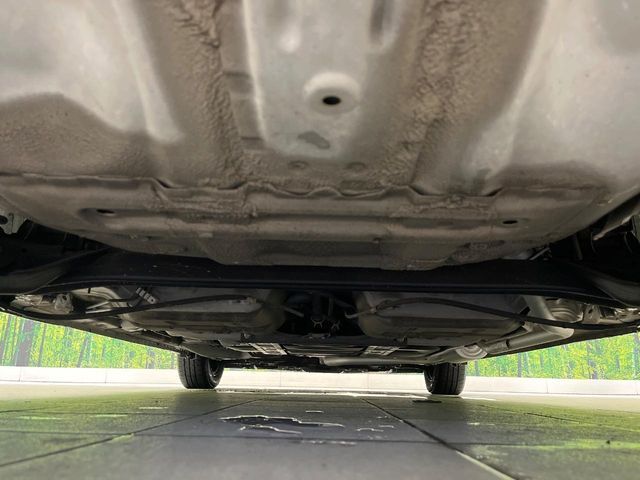 下回りがきれいなうちに、防錆加工の施工がオススメ。降雪地域はもちろん、沿岸部にお住いの方や、趣味でマリン・ウィンタースポーツをされる方に大変好評いただいております。