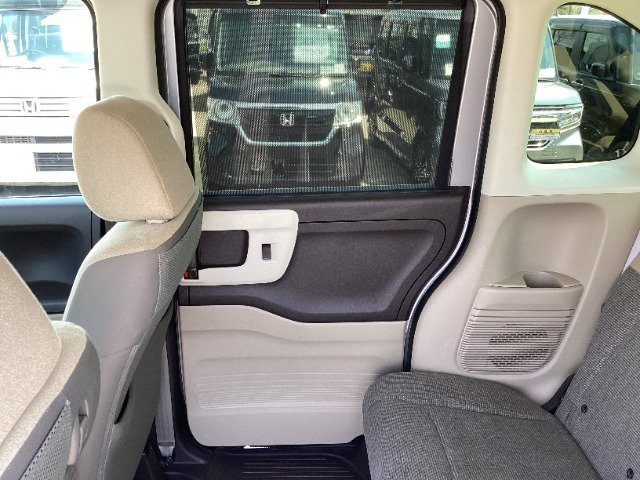 運転手側リアドア☆