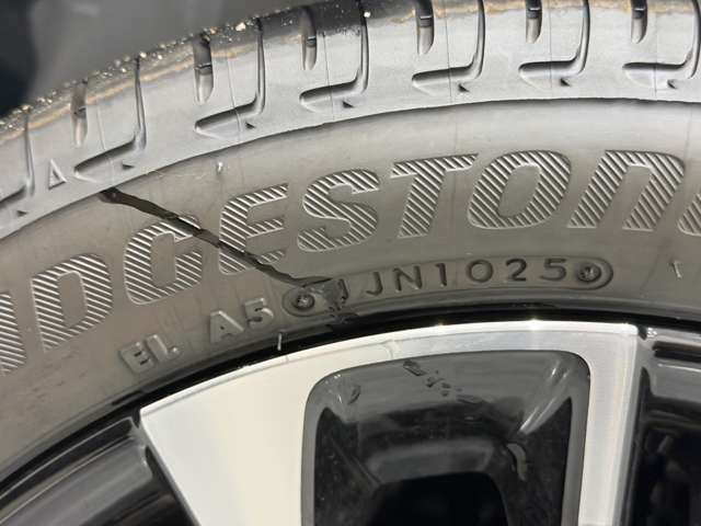 ☆内外装ピッカピカのお車です！☆