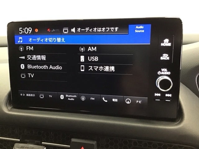 AVメニューはご覧の通り、様々なコンテンツに対応、ドライブを楽しく演出できます。詳しくはスタッフへお尋ねください