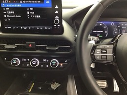 ホンダ純正メモリーナビ搭載なので、遠方へのドライブもお任せ下さい！ステアリング左手側にオーディオ関連のコントロールスイッチを配置しています。操作時は視線を逸らすことなく運転に集中できます