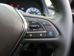 【プロパイロット2.0】高速道路での長距離走行が楽に！！渋滞時と巡回走行のシーンで、アクセル・ブレーキ・ステアリングを自動で制御し、長距離運転の負担を軽減してくれます♪