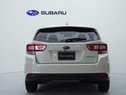 まごころクリーニング実施車！スバルオリジナル規定のルームクリーニングを展開！真心をこめたルームクリーニングを行っております。更に、抗菌・消臭コーティングも実施済み！