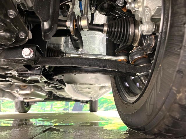 下回りがきれいなうちに、防錆加工の施工がオススメ。降雪地域はもちろん、沿岸部にお住いの方や、趣味でマリン・ウィンタースポーツをされる方にご好評いただいております。