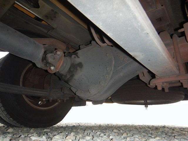 全車、内外装クリーニングをしております！！安心快適なドライブを楽しんで頂けるよう納車前点検、定期点検を実施しお客様へご納車致します。