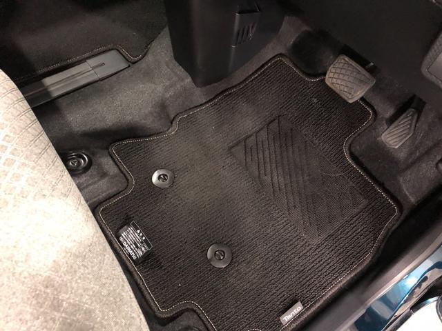 お車の下取りもお任せください☆査定士の資格を持った当店スタッフが責任を持って査定いたします！走行距離が多いお車や、傷、ヘコミが多いお車もしっかり査定いたします☆