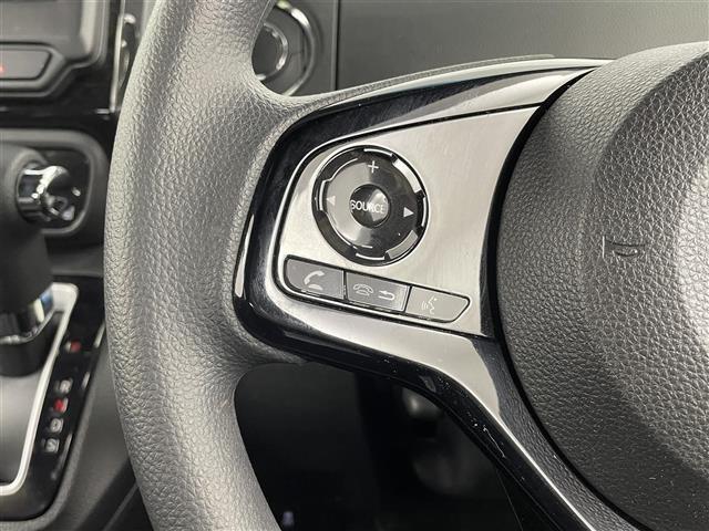 【運転席操作部】快適なドライブを楽しむための機能が装備されています！運転席から触れるので、使いやすいです！除菌プランいれていただくと、さらに清潔で安心していただけます！