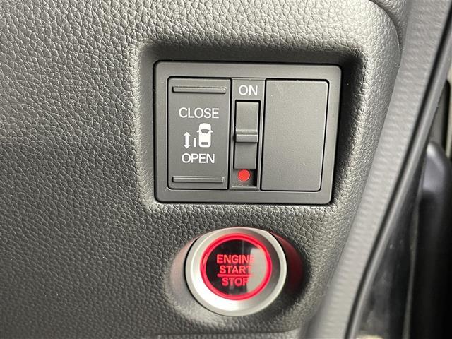 【運転席操作部】快適なドライブを楽しむための機能が装備されています！運転席から触れるので、使いやすいです！除菌プランいれていただくと、さらに清潔で安心していただけます！