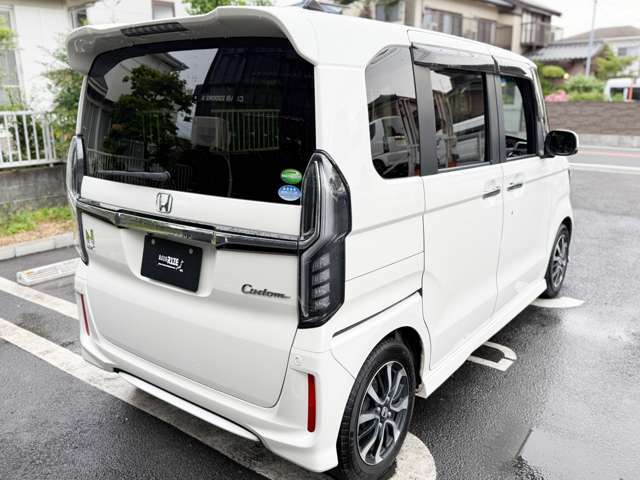 弊社はスズキ自販神奈川（株）の正規代理店です。価格を限界まで抑えた大変お買い得なプライス・内容で新車を購入する事も出来ますのでお気軽にご相談下さい♪　他社さんとの相見積もりも大歓迎♪