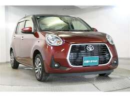 【外装を一周】→【内装シート】→【ナビ等電装品関係】→【安全機能等操作スイッチ】と画像でご紹介させていただきます。