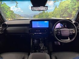 グループ総在庫数約30，000台！！全国の系列店からメーカー・車種問わずご紹介出来るので、あなたにピッタリのお車が見つかるはずです♪まずはお問い合わせ下さい☆