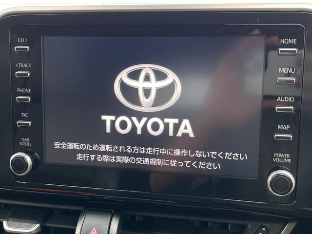 【純正ナビ】人気の純正ナビを装備。オーディオ機能も充実しており、Bluetooth接続すればお持ちのスマホやMP3プレイヤーの音楽を再生可能！毎日の運転がさらに楽しくなります！！