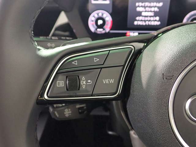 認定資格を持つアウディメカニック。正規ディーラーのメカニックは、全員が様々なテクニカルトレーニングを習得。あなたのアウディを、常に良いコンディションに保ちます。