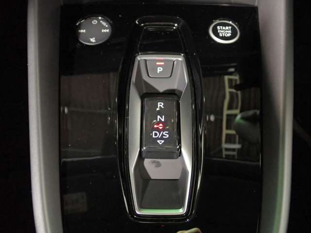 『中古車は一物一価、お客様との出会いは一期一会』です。出会いに感謝して今後も末永くお付き合いさせていただければ幸いです。ぜひお問い合わせください◆フリーダイヤル：0078-6002-715769