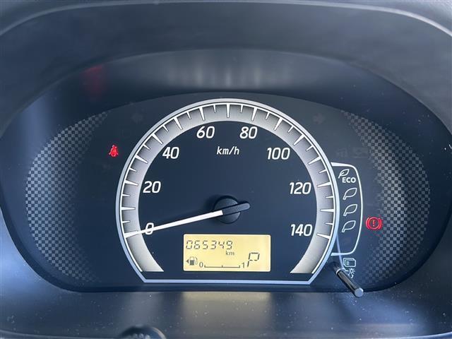 【スピードメーター】『スピードメーター』の画像になります。メーターがシンプルで見やすく運転しやすいですね！。写真の内容に関してご質問等がございましたらお気軽にガリバー店舗までお問い合わせください。