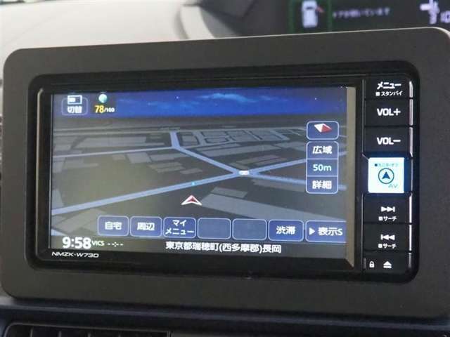 ダイハツ純正7インチSDナビ搭載してます！！FM.AMラジオ、ワンセグTV視聴、Bluetooth接続できます♪