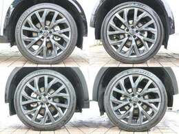 お気に入りの車両がございましたら是非オンライン予約もお使いください。もちろんお電話でのご予約も可能ですが手間なく数分でご希望の日時のご予約が可能です。お車の準備をしてスタッフ一同お待ちしております！！