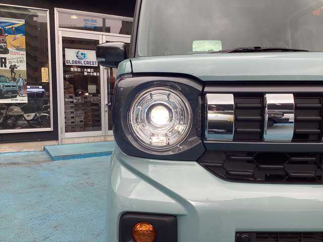 LEDライトは球切れしにくく、とっても明るく走行しやすいです。夜間の走行もバッチリ。暗い道を走ると違いがはっきりわかります！！