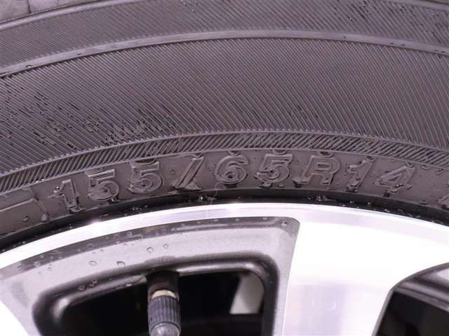 155/65R14　タイヤサイズです。　タイヤのご相談も石川トヨペットカローラにお任せください