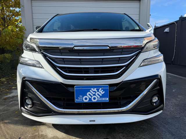 ボディカラーは人気のホワイトパールクリスタルシャイン（070）になります。