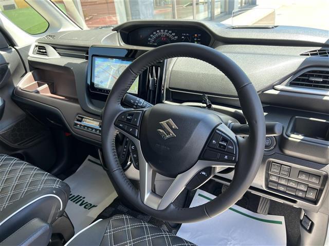 【インパネ全体】全方位で視界が広く、高い目線で運転もしやすいです！