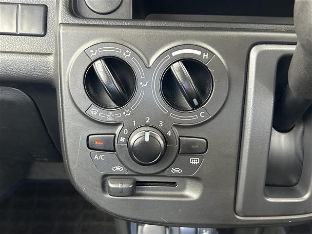 【運転席操作部】快適なドライブを楽しむための機能が装備されています！運転席から触れるので、使いやすいです！除菌プランいれていただくと、さらに清潔で安心していただけます！