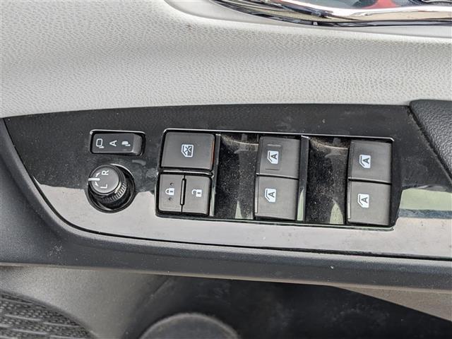 ☆あると便利なパワーウインドウ運転席側オートウィンドウ！！ボタンひとつで楽々開閉できます！☆