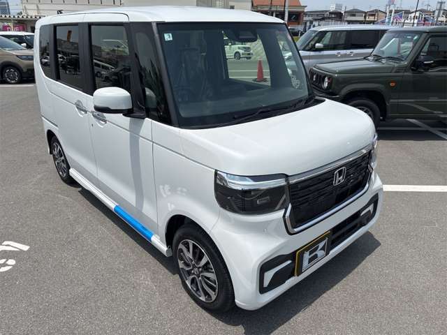 ★納得の価格★　　★カミタケモータースは大量仕入れ・大量販売のお店です★　　★全国トップレベルのお得な価格で価格提示させて頂いております★