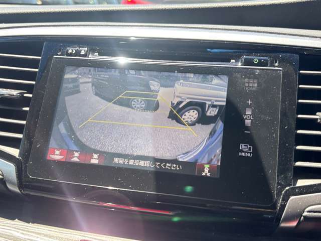 展示車両に関しましても、全ての取り扱いの車に対して厳しくチェックしております。