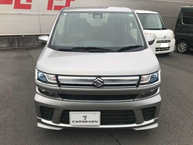 当店の車両は低走行車を中心にお客様に長く・気持ちよく乗って頂ける車両を取り揃えております。