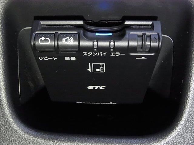 車検整備もお任せ！当店は無駄な部品交換を致しません。使える部品・交換すべき部品をお客様立会いの下わかりやすくご説明させて頂きます！ご納得頂いた上で、交換についてお客様自身で決めて頂き整備を実施します。