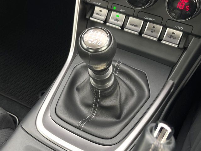 【フロア6速MT】走りの6速MT！！スポーティーな走行をお楽しみいただけます♪