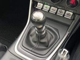 【フロア6速MT】走りの6速MT！！スポーティーな走行をお楽しみいただけます♪