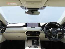 ワンオーナー車と言っても状態は様々ですが、このCX-60はキレイに乗られていますのでご安心ください。ぜひ実際にお座りになってお確かめいただきたい1台です。