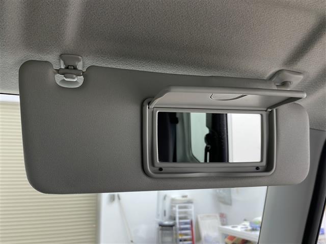 ガリバーではクルマが入荷したら、各部位が交換されていないか、修理した跡がないか、曲がりや歪み、凹みなどがないかを徹底的に検査しています。